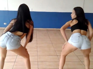 Latin youngsters display rump dirty dancing and jiggling